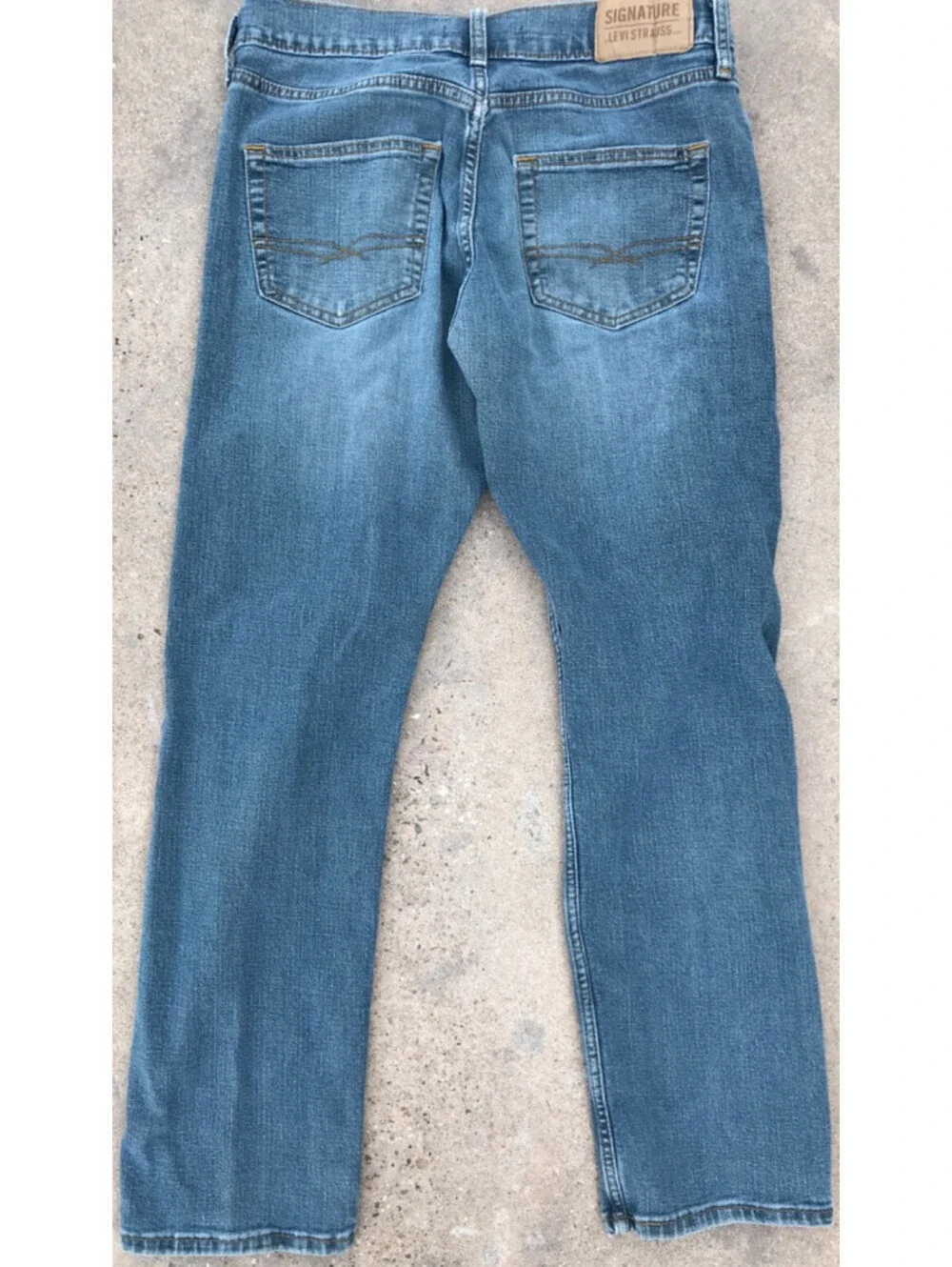 Levis Signature Straight Denim Blue Jeans Mens 30X30 Medium Wash  Faded Thighs